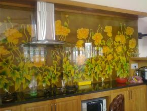 Kính màu trang trí